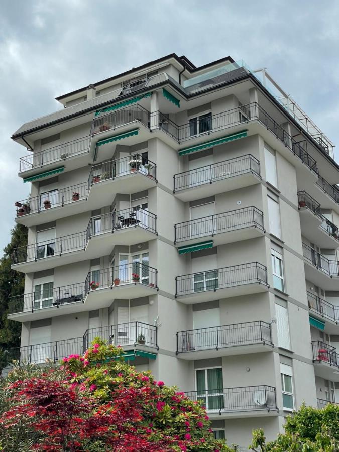 A Casa Di Chiara Διαμέρισμα Στρέσα Εξωτερικό φωτογραφία