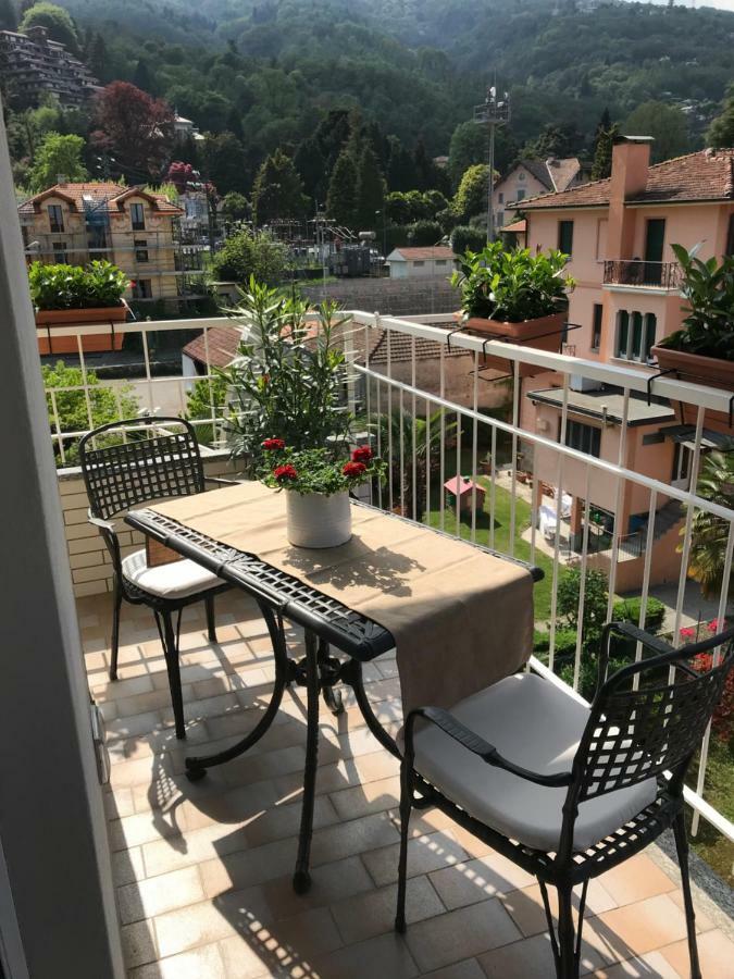 A Casa Di Chiara Διαμέρισμα Στρέσα Εξωτερικό φωτογραφία